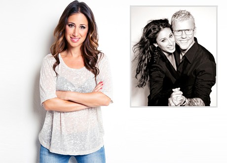 Katrin Zytomierska plus inklippt bild på katrin med sambon Bingo Rimér håller om varandra i dansposé