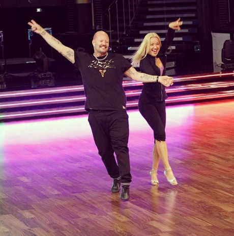 Jonas Hallberg och Malin Watson på första studiorepet inför premiären av lets dance 2015