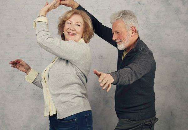 Att dansa och lära nytt kan motverka demens