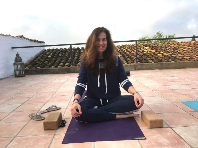 Att bli stress-starkare. Välkommen in till Livia’s yoga!