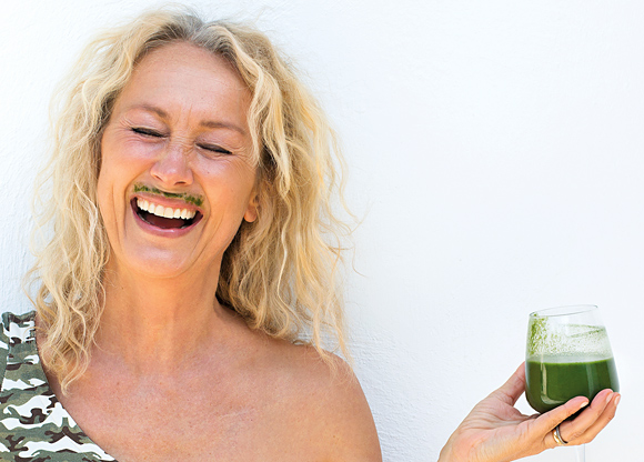 5 snabba om Karin Björkegren Jones – och receptet på hennes favoritgrönjuice