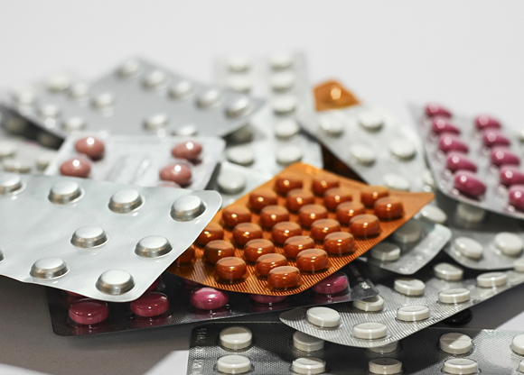 Läkemedelsverket: Kunskapen om receptfria läkemedel behöver öka