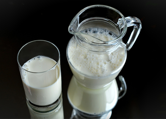 Därför är det mindre näring i ekologisk mjölk och alternativ till mjölk