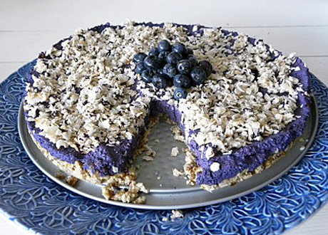 Baka din egen härliga rawfoodtårta med blåbär