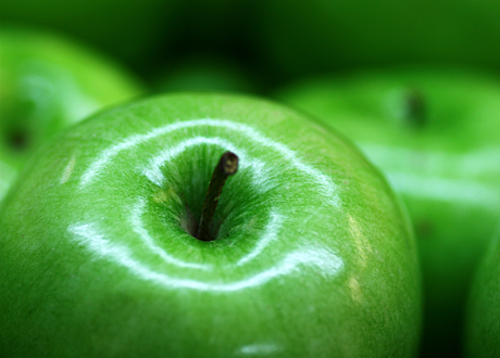 Rester av bekämpningsmedel i oekologiska äpplen
