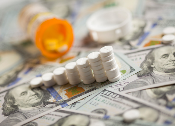 Skolelever knäppte läkemedelsföretag på näsan – kopierade prishöjd medicin